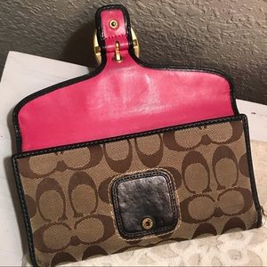 Women’s Coach Wallet
